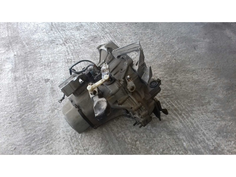 Recambio de caja cambios para citroen c3 1.1 audace referencia OEM IAM 20CQ08  5 VELOCIDADES