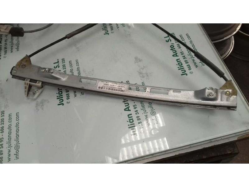 Recambio de elevalunas delantero derecho para peugeot 206 berlina xr referencia OEM IAM  2 PINES ELECTRICO