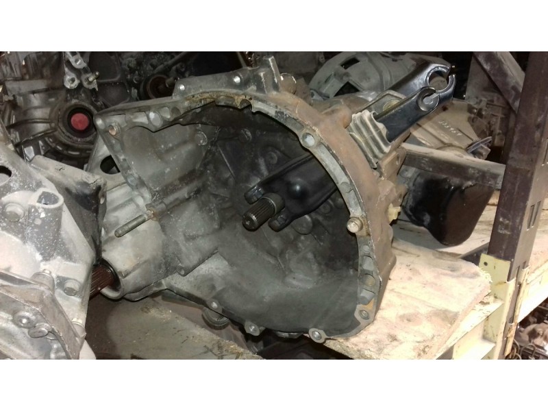 Recambio de caja cambios para renault clio i phase iii 1.2 campus referencia OEM IAM JB1186  5 VELOCIDADES Recambio de caja cambios para renault clio i phase iii 1.2 campus referencia OEM IAM JB1186  5 VELOCIDADES