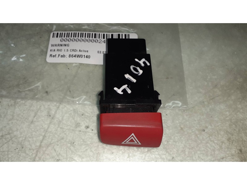 Recambio de warning para kia rio 1.5 crdi active referencia OEM IAM 864W0140  CONECTOR 6 PINES
