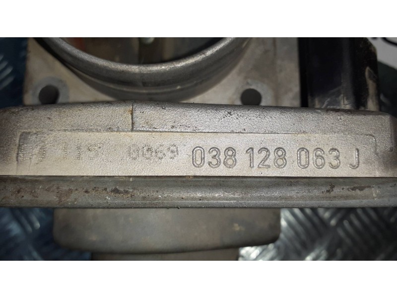 Recambio de caja mariposa para seat ibiza (6l1) stella referencia OEM IAM 038128063J B51150069 PIERBURG