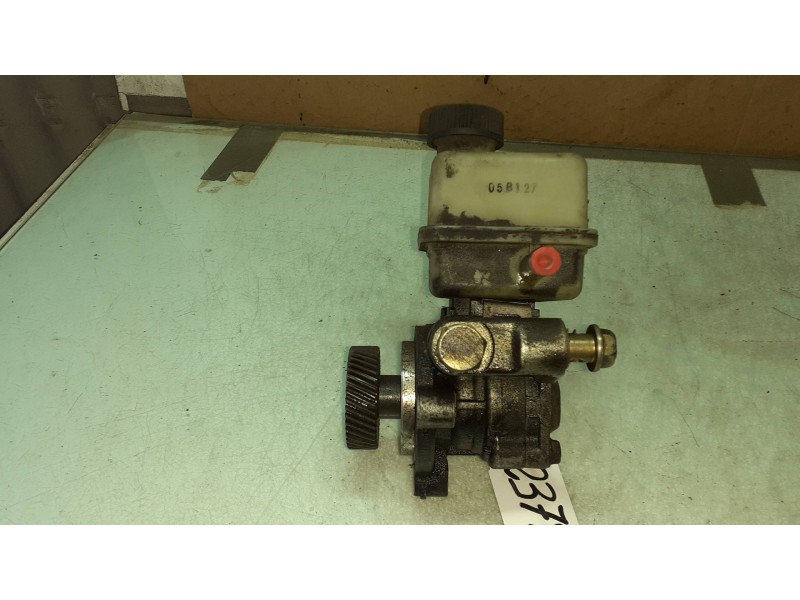 Recambio de bomba servodireccion para mazda 6 berlina (gg) 2.0 diesel cat referencia OEM IAM GJ6F  