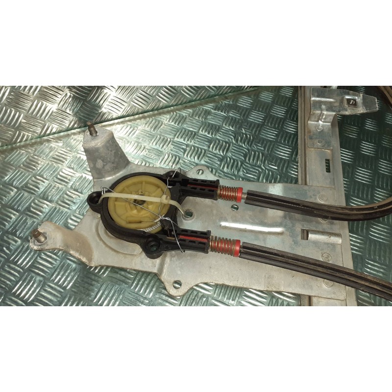 Recambio de elevalunas delantero derecho para citroen xsara picasso 1.6 hdi 90 exclusive referencia OEM IAM   ELECTRICO