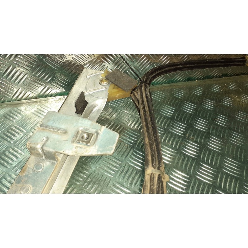 Recambio de elevalunas delantero derecho para citroen xsara picasso 1.6 hdi 90 exclusive referencia OEM IAM   ELECTRICO