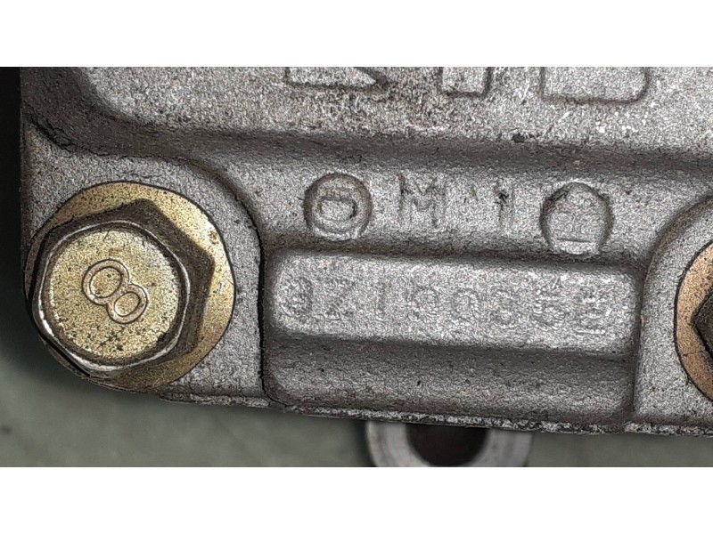 Recambio de bomba servodireccion para mazda 626 berlina (gf) 2.0 16v cat referencia OEM IAM   