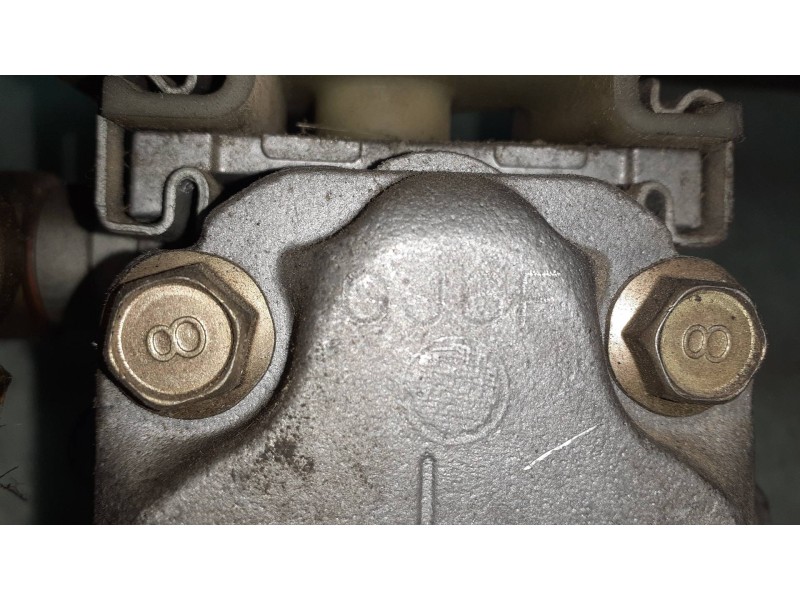 Recambio de bomba servodireccion para mazda 626 berlina (gf) 2.0 16v cat referencia OEM IAM   