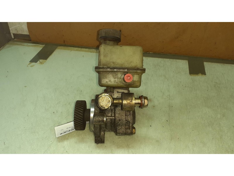 Recambio de bomba servodireccion para mazda 626 berlina (gf) 2.0 16v cat referencia OEM IAM   