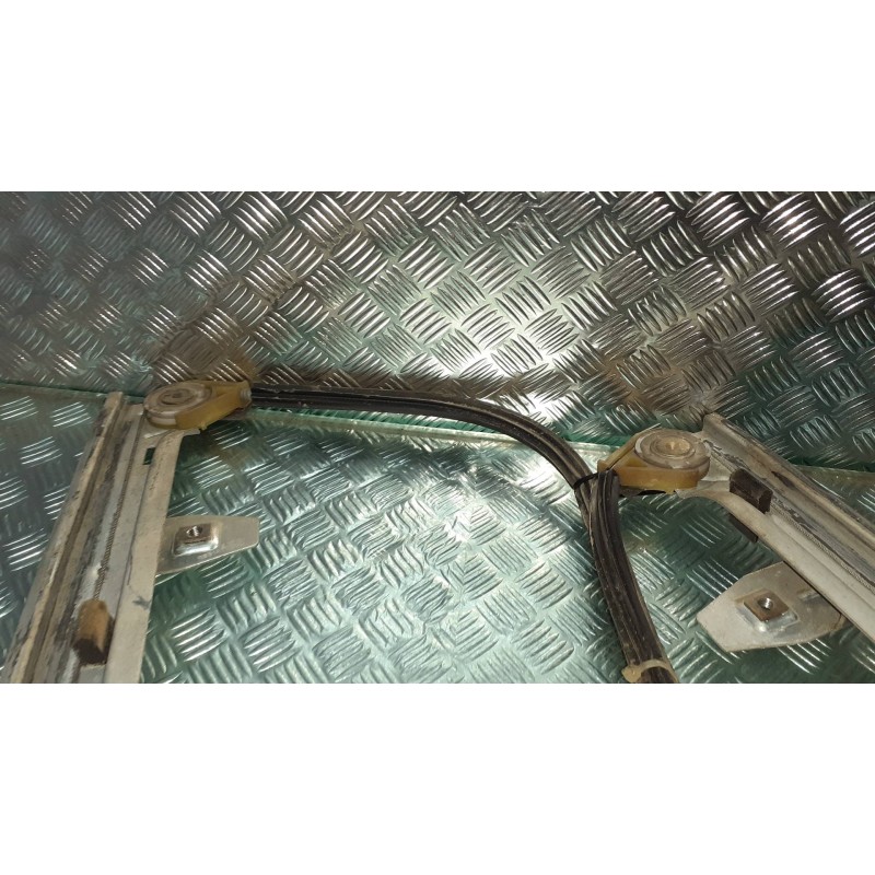 Recambio de elevalunas delantero derecho para citroen xsara picasso 1.6 hdi 90 exclusive referencia OEM IAM   ELECTRICO