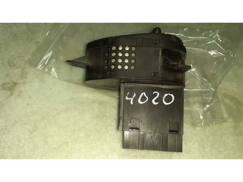 Recambio de mando luces para ford focus berlina (cak) ambiente referencia OEM IAM 98AG13A024AH  CONECTOR 16 PINES