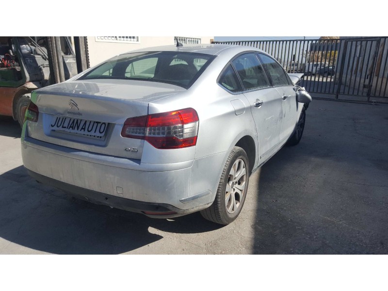 citroen c5 berlina del año 2012