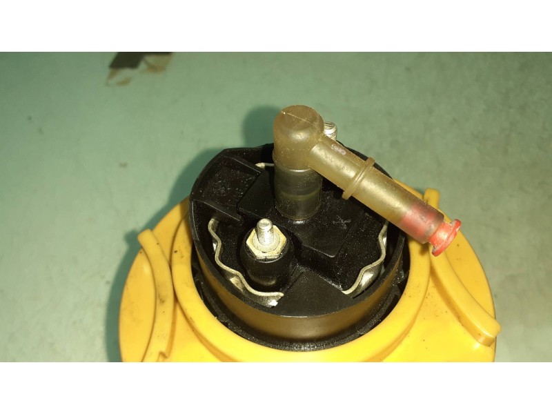 Recambio de bomba combustible para ford focus berlina (cak) ambiente referencia OEM IAM   BOMBA