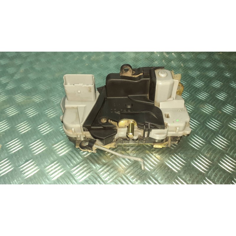 Recambio de cerradura puerta delantera derecha para citroen xsara picasso 1.6 hdi 90 exclusive referencia OEM IAM   CONECTOR 6 P