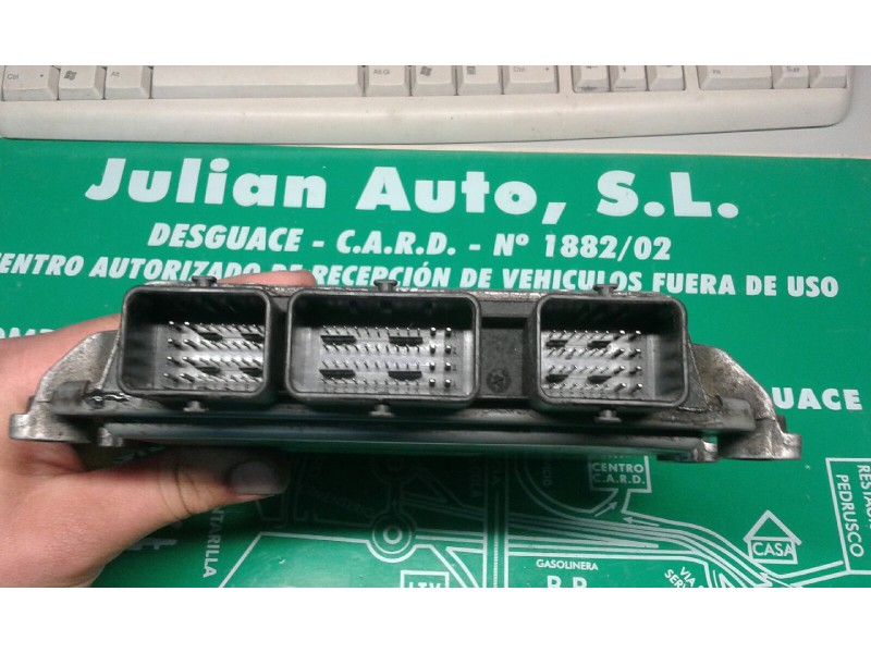 Recambio de centralita motor uce para citroen c2 sx referencia OEM IAM 5WS40075C-T SW9651397480 HW9648624280