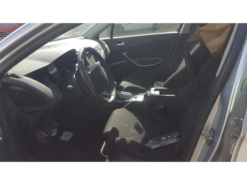 citroen c5 berlina del año 2012