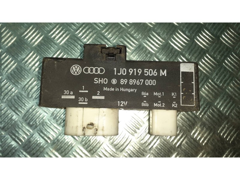 Recambio de caja reles / fusibles para seat ibiza (6l1) stella referencia OEM IAM 1J0919506M  898967000