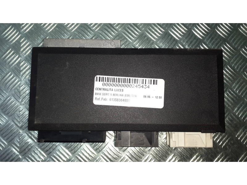 Recambio de centralita luces para bmw serie 5 berlina (e39) 523i referencia OEM IAM 61358364696 12037310 5DK00704710