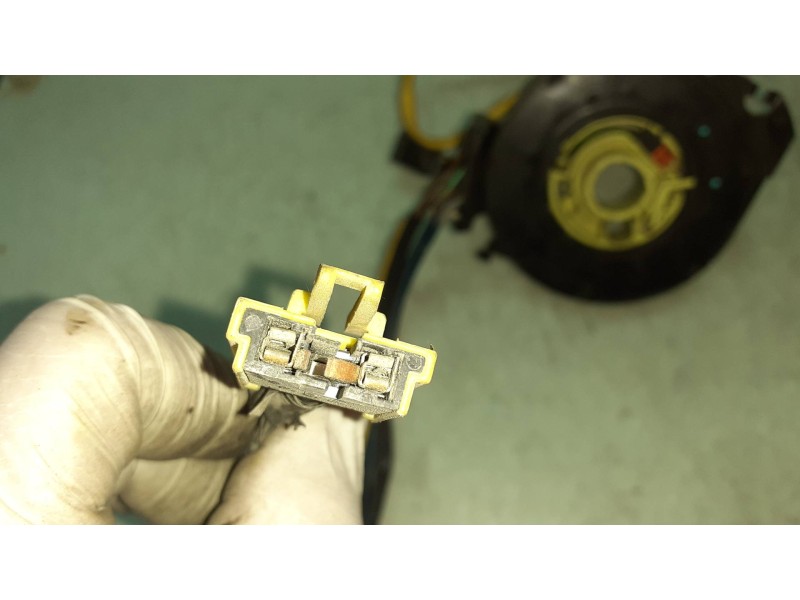 Recambio de anillo airbag para chevrolet alero 2.4 ltr piel referencia OEM IAM 26070807  GM