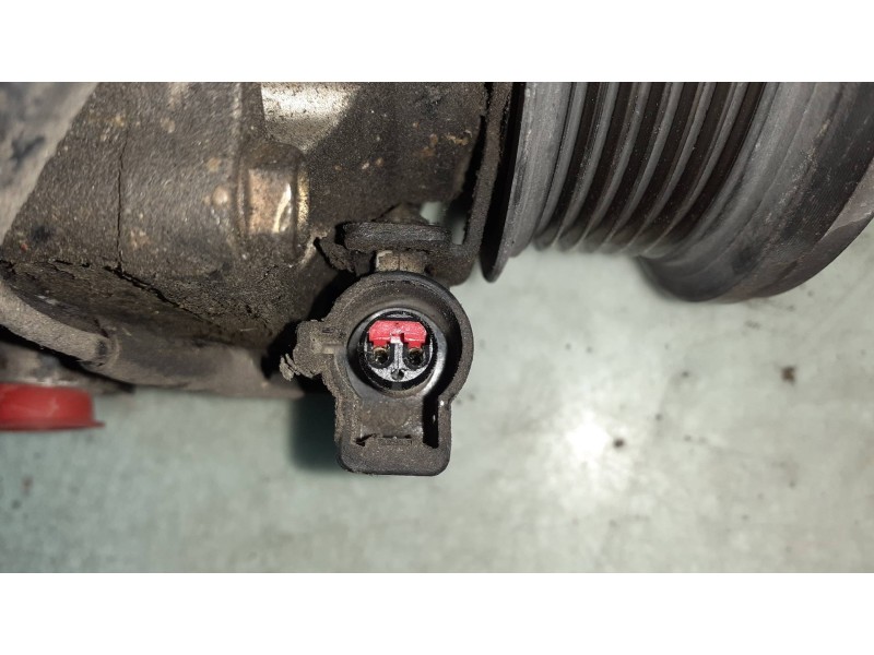 Recambio de compresor aire acondicionado para ford focus berlina (cak) ambiente referencia OEM IAM HCCYS4HAA  