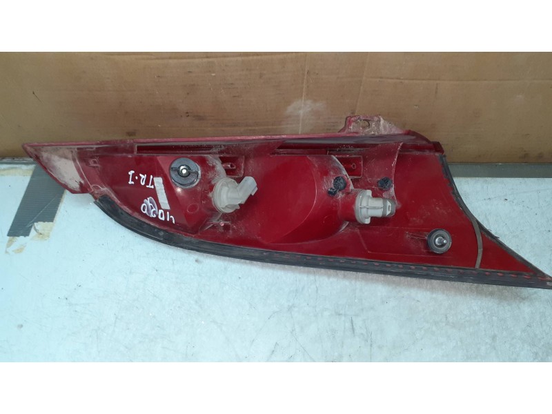 Recambio de piloto trasero izquierdo para ford focus berlina (cak) ambiente referencia OEM IAM 1M5113405  