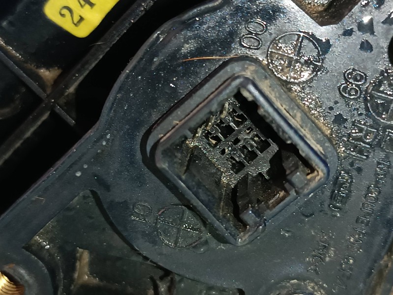 Recambio de retrovisor derecho para hyundai coupe (rd) 1.6 fx xplod referencia OEM IAM 010079  ELECTRICO