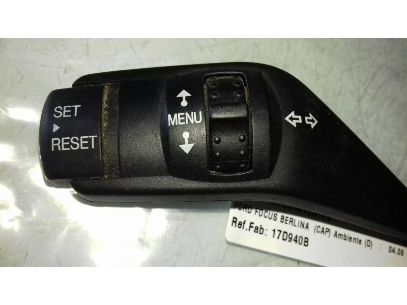 Recambio de mando intermitentes para ford focus berlina (cap) ambiente (d) referencia OEM IAM 17D940B  