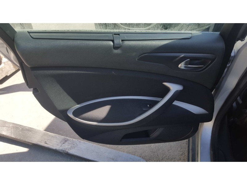 citroen c5 berlina del año 2012