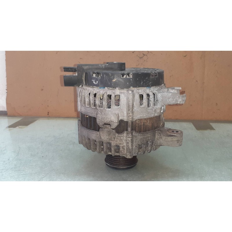 Recambio de alternador para land rover freelander (lr2) td4 e referencia OEM IAM 6G9N10300ADB FOMOCO 150A