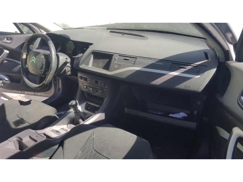 citroen c5 berlina del año 2012