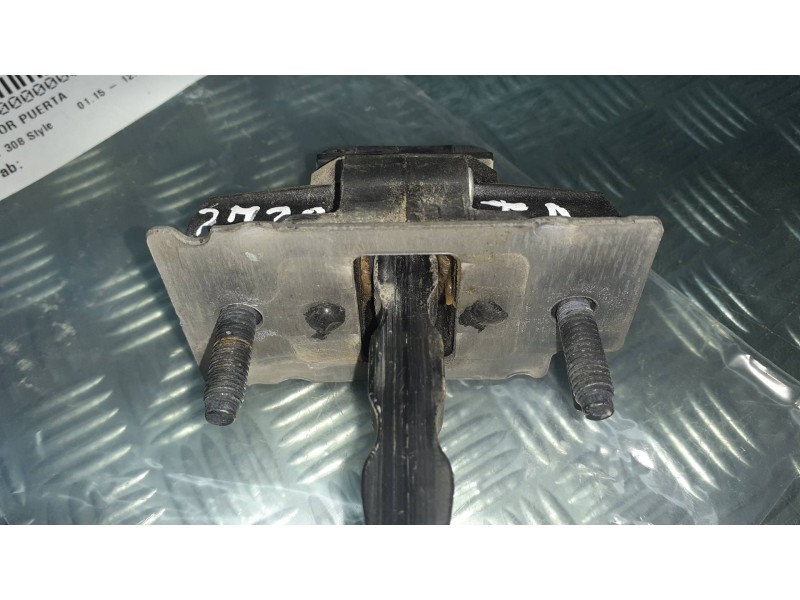 Recambio de retenedor puerta para peugeot 308 style referencia OEM IAM   TRASERA DERECHA