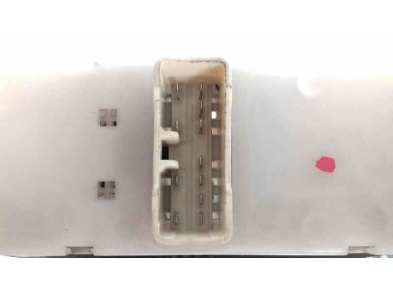 Recambio de mando elevalunas delantero izquierdo para hyundai accent (lc) gl 5p referencia OEM IAM   7 + 4 PINES