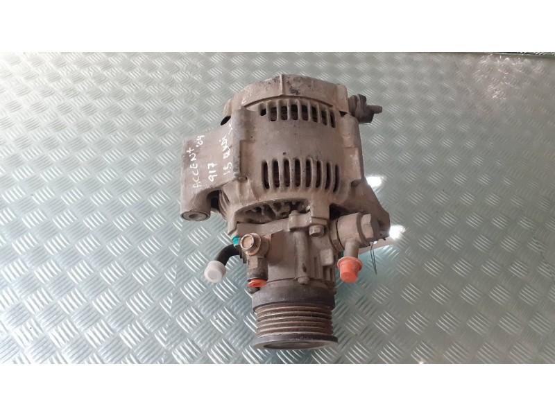 Recambio de alternador para hyundai accent (lc) crdi gl referencia OEM IAM 1002132980 DENSO 