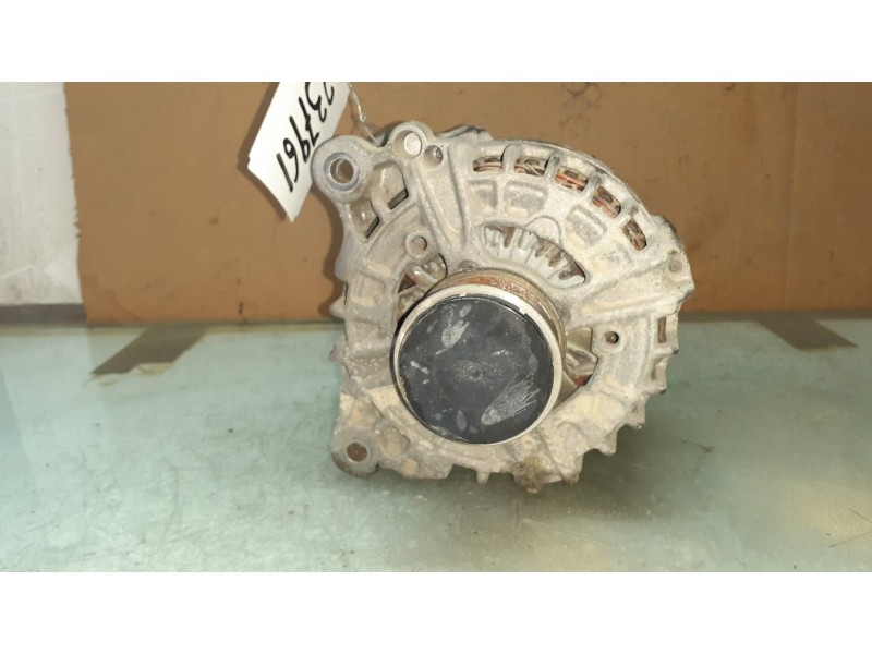 Recambio de alternador para volkswagen passat variant (365) edition bluemotion referencia OEM IAM 03L903024F BOSCH 180A