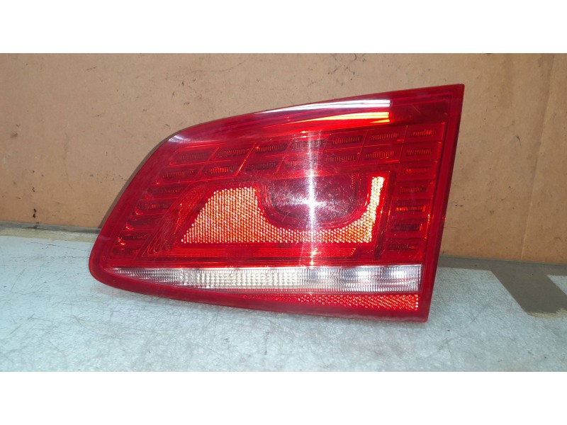 Recambio de piloto trasero derecho para volkswagen passat variant (365) edition bluemotion referencia OEM IAM   INT - PORTON