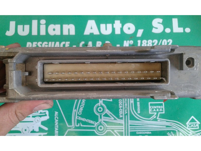 Recambio de centralita motor uce para citroen xantia berlina 1.8i sx / 1.8 sx referencia OEM IAM 0261200666 9619719680 