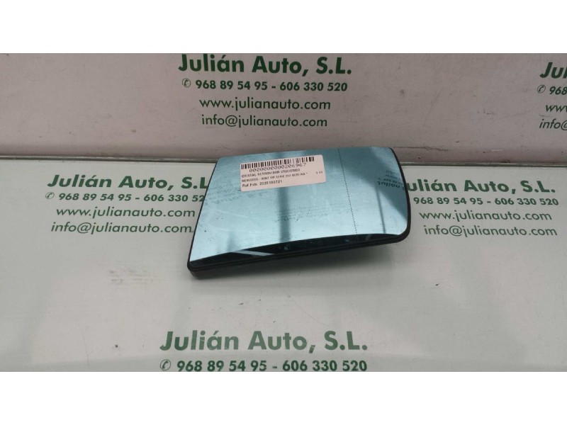 Recambio de cristal retrovisor izquierdo para mercedes-benz clase c (w202) berlina referencia OEM IAM 2028100721 2028100321 TERM