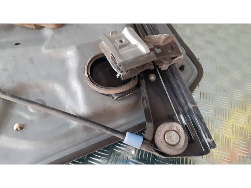 Recambio de elevalunas delantero izquierdo para seat ibiza (6l1) stella referencia OEM IAM 6L3837751CJ 6L3837755AD ELECTRICO