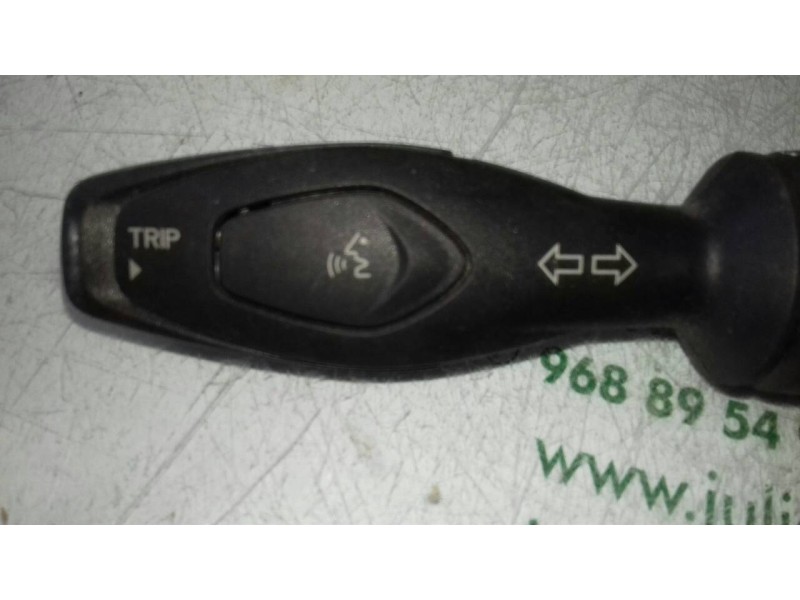 Recambio de mando intermitentes para ford fiesta (cb1) titanium referencia OEM IAM 8A6T13335CC  