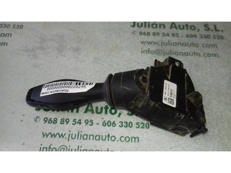 Recambio de mando intermitentes para ford fiesta (cb1) titanium referencia OEM IAM 8A6T13335CC  