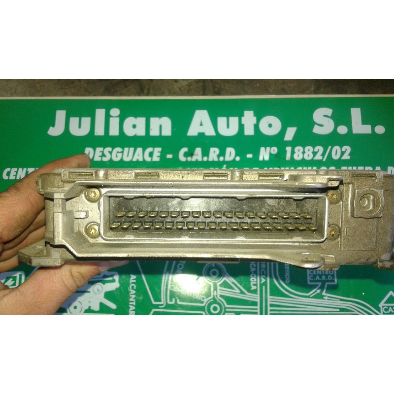 Recambio de centralita motor uce para citroen xantia berlina 1.9 d armonia referencia OEM IAM 0261200665 9615046180  Recambio de centralita motor uce para citroen xantia berlina 1.9 d armonia referencia OEM IAM 0261200665 9615046180