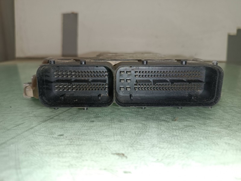 Recambio de centralita motor uce para kia rio 1.5 crdi ex1 referencia OEM IAM 391012A610  KIT - BOSCH