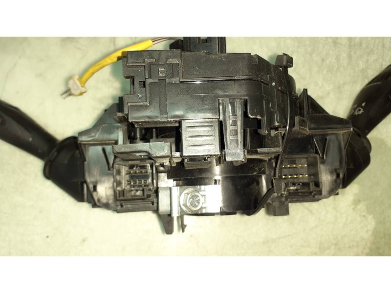 Recambio de mando intermitentes para ford fiesta (cb1) trend referencia OEM IAM 8A6T13N064GG 8A6T13335CC 8A6T17A553A