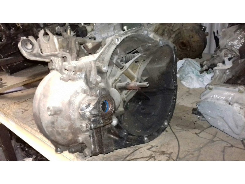 Recambio de caja cambios para peugeot 607 (s1) básico referencia OEM IAM 20UE05  5 VELOCIDADES