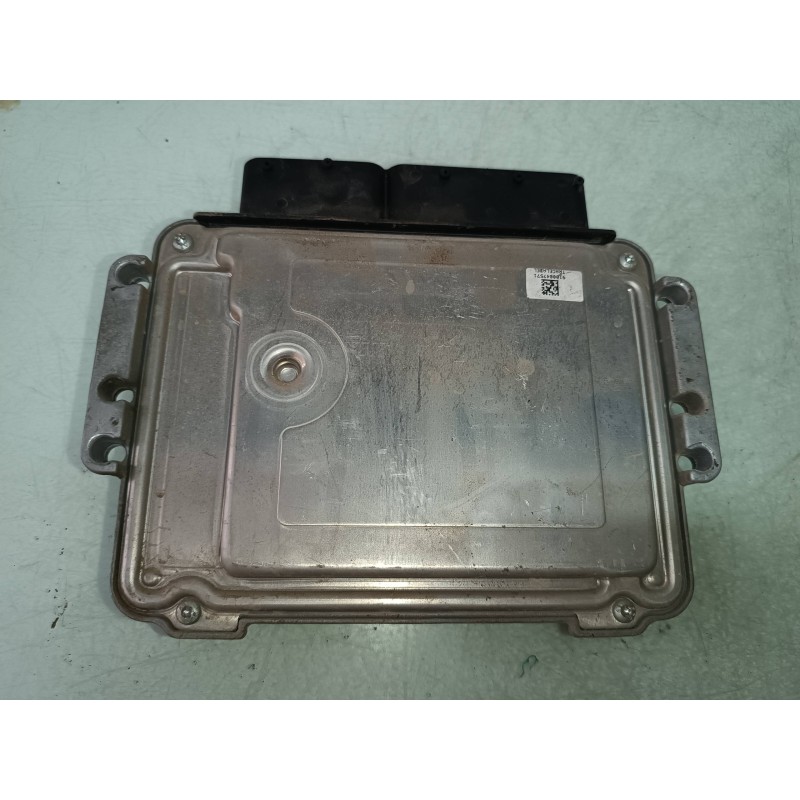 Recambio de centralita motor uce para kia rio 1.5 crdi ex1 referencia OEM IAM 391012A610  KIT - BOSCH