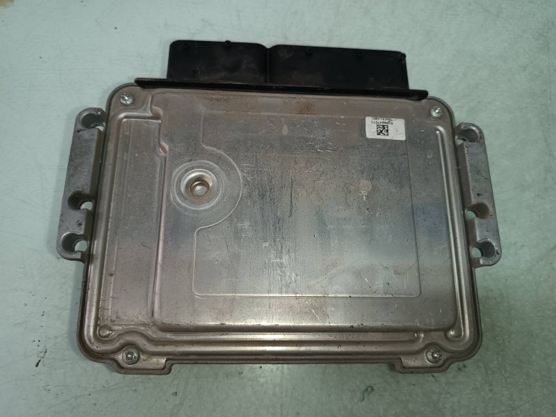 Recambio de centralita motor uce para kia rio 1.5 crdi ex1 referencia OEM IAM 391012A610  KIT - BOSCH