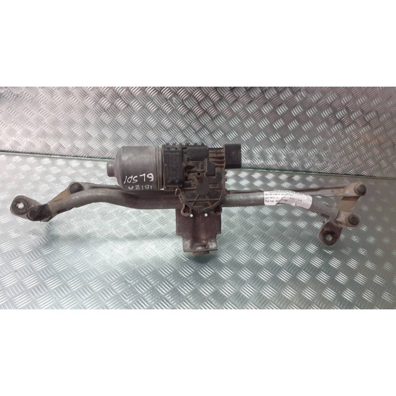 Recambio de motor limpia delantero para seat ibiza (6l1) stella referencia OEM IAM 6Q2955119A 0390241526 BOSCH