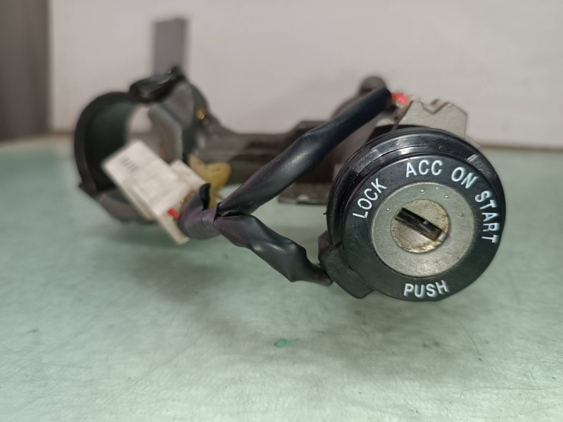 Recambio de centralita motor uce para kia rio 1.5 crdi ex1 referencia OEM IAM 391012A610  KIT - BOSCH