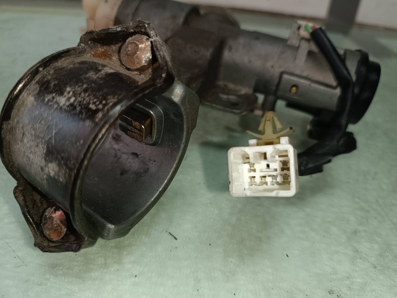 Recambio de centralita motor uce para kia rio 1.5 crdi ex1 referencia OEM IAM 391012A610  KIT - BOSCH