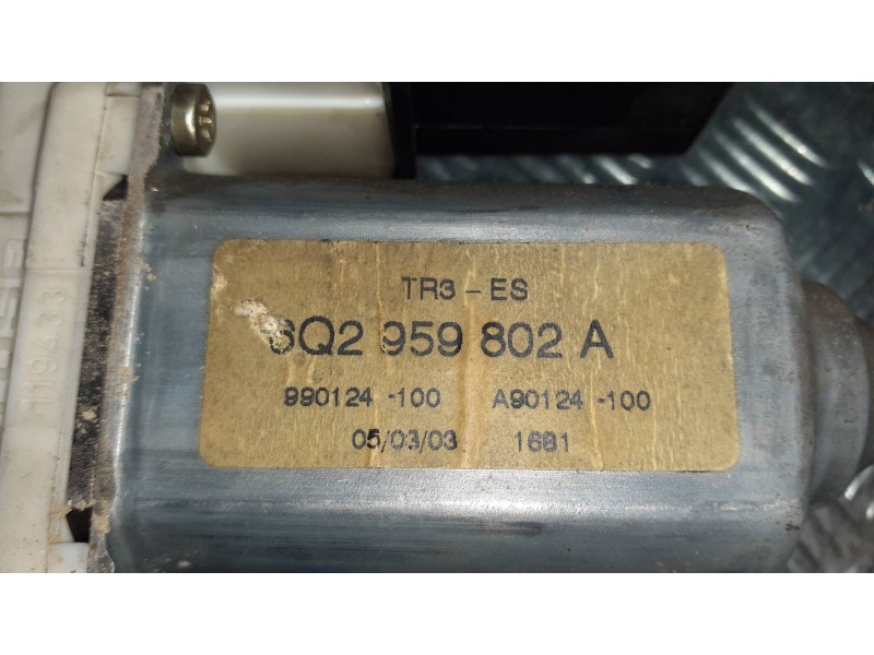 Recambio de motor elevalunas delantero izquierdo para seat ibiza (6l1) stella referencia OEM IAM 6Q2959802A  