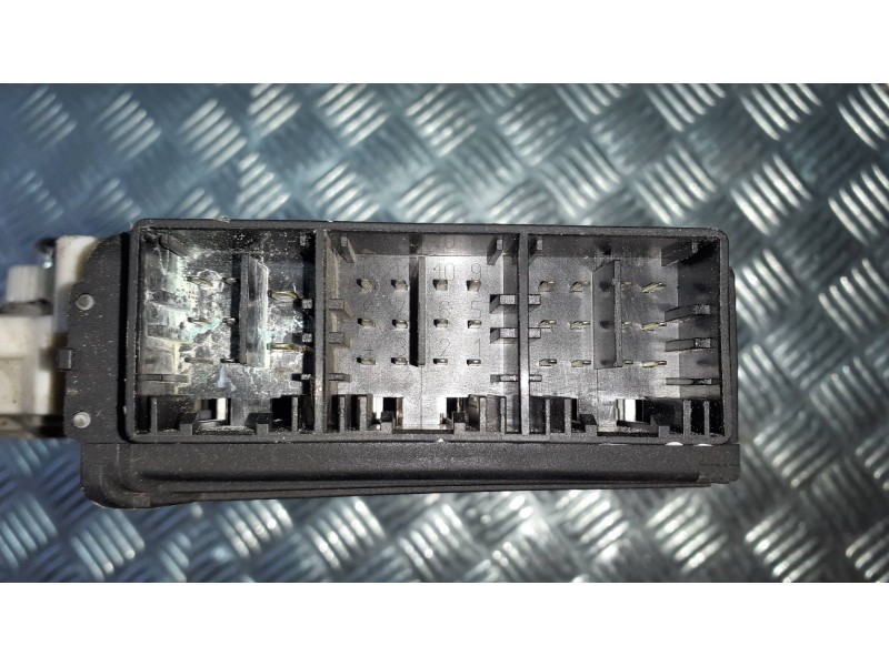 Recambio de motor elevalunas delantero izquierdo para seat ibiza (6l1) stella referencia OEM IAM 6Q2959802A  