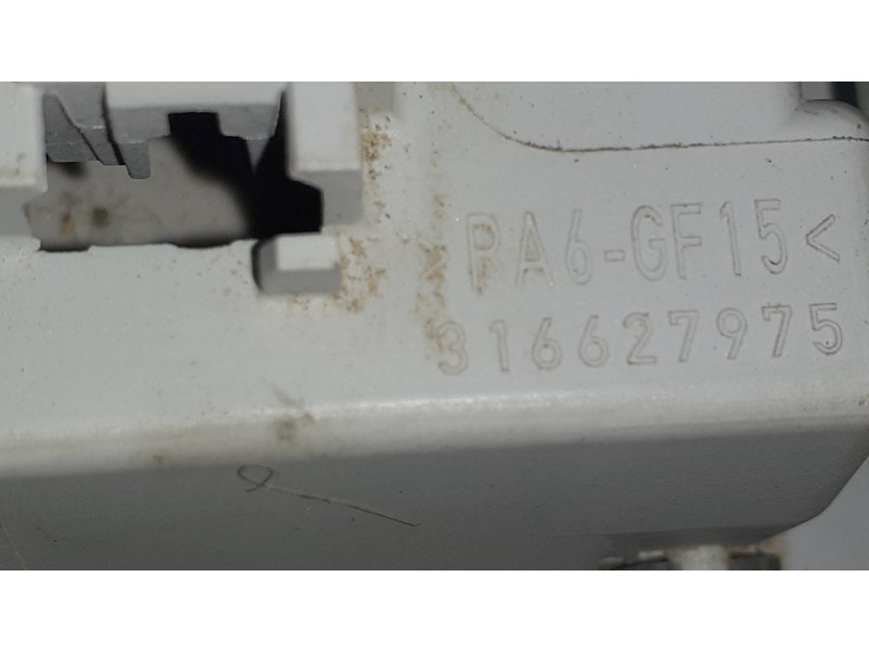 Recambio de luz interior para opel adam unlimited ecoflex referencia OEM IAM 316627975 167352 HELLA